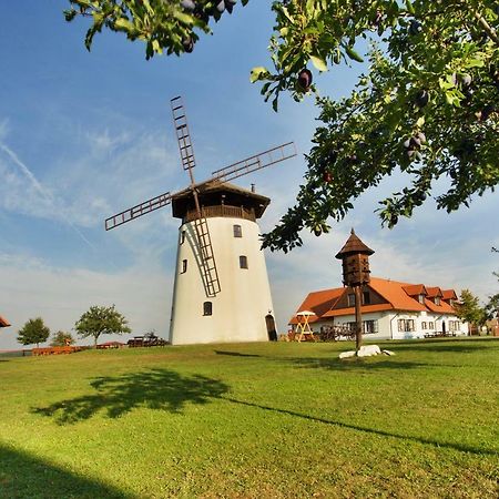 Bukovansky Mlyn Bukovany Exterior foto