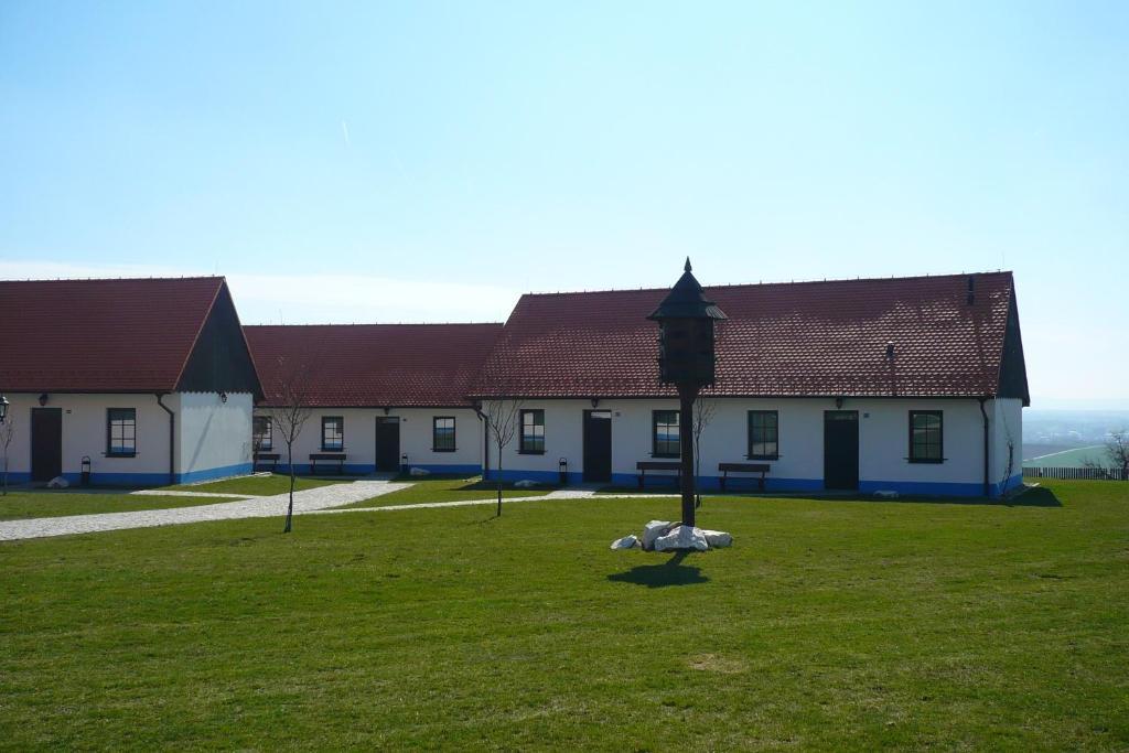 Hotel Bukovansky Mlyn Bukovany Exterior foto