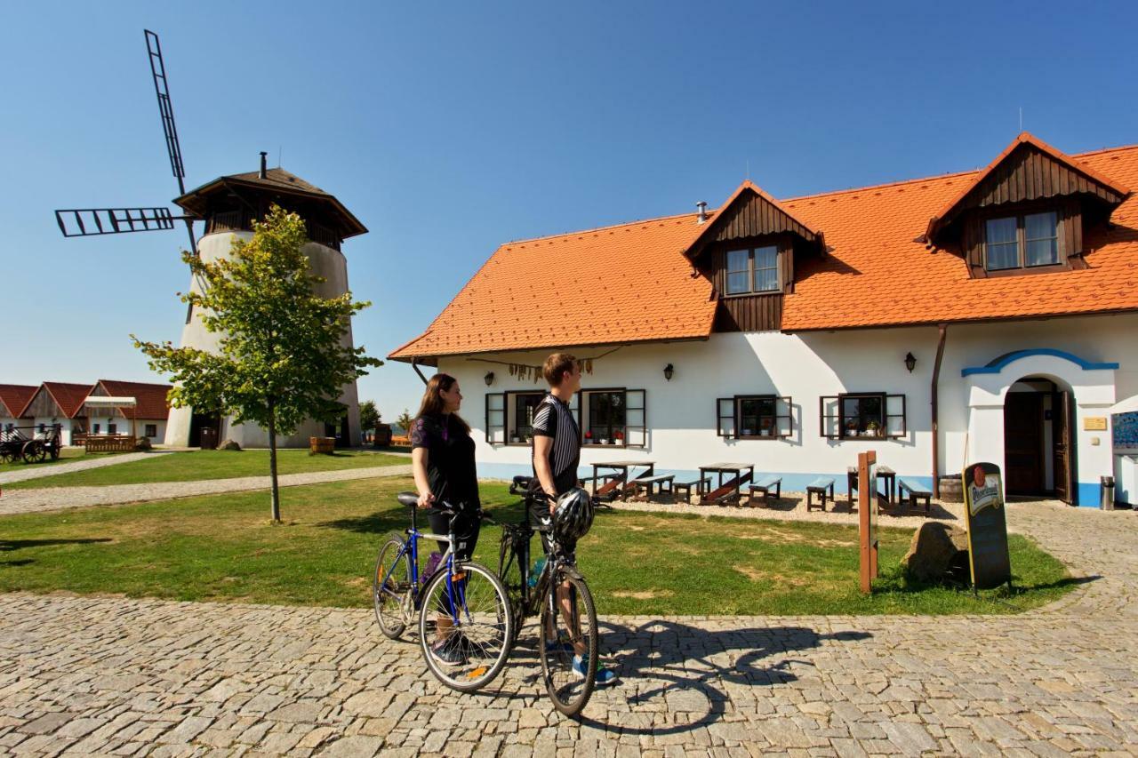 Hotel Bukovansky Mlyn Bukovany Exterior foto